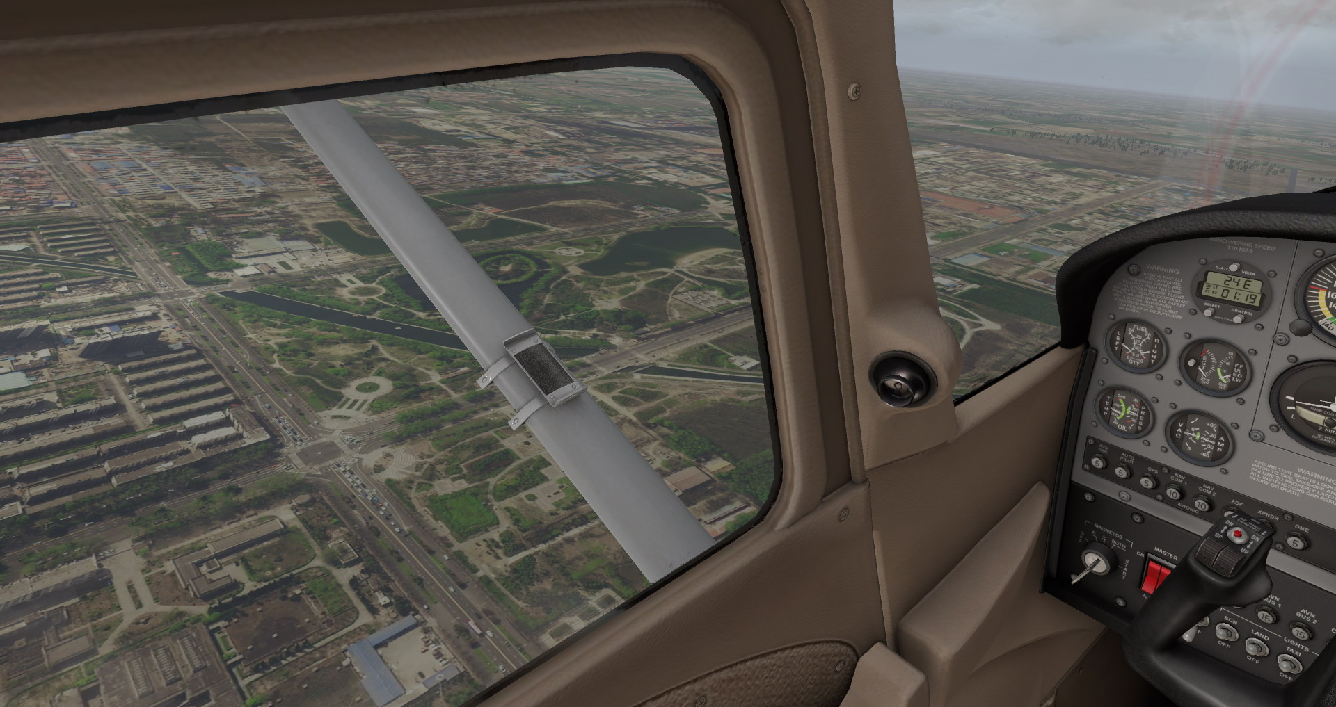 Cessna_172SP - 2019-08-13 20.30.JPG